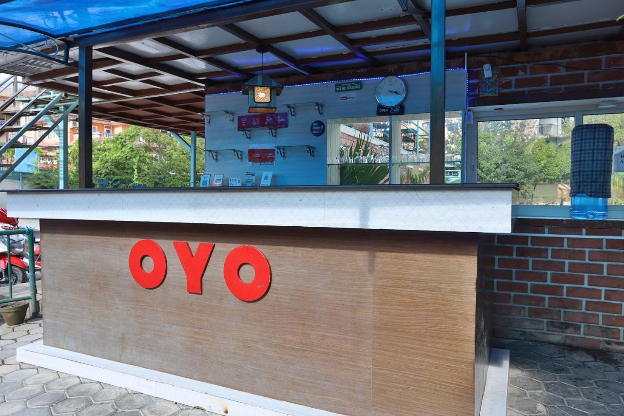 Oyo 591 Hotel Blue Moon Dharampur Exterior foto