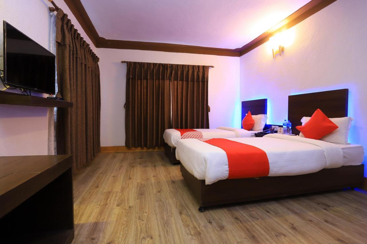 Oyo 591 Hotel Blue Moon Dharampur Exterior foto